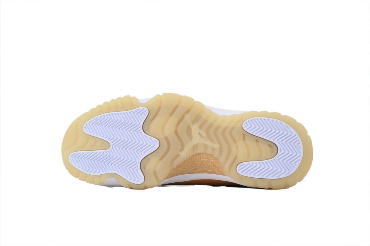 Wmns Air Jordan 11 Low 'Mother's Day'
